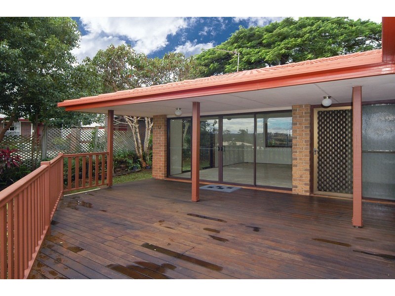 16 Castlecrag Avenue, Banora Point NSW 2486