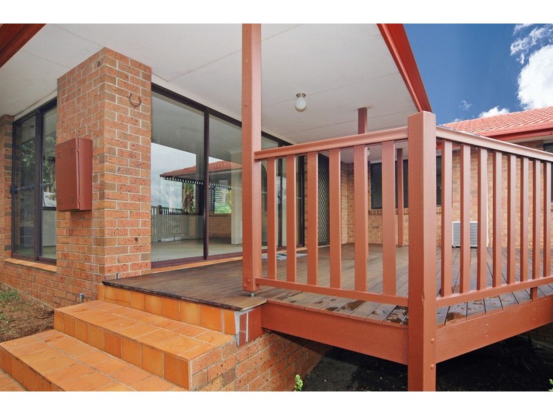 16 Castlecrag Avenue, Banora Point NSW 2486