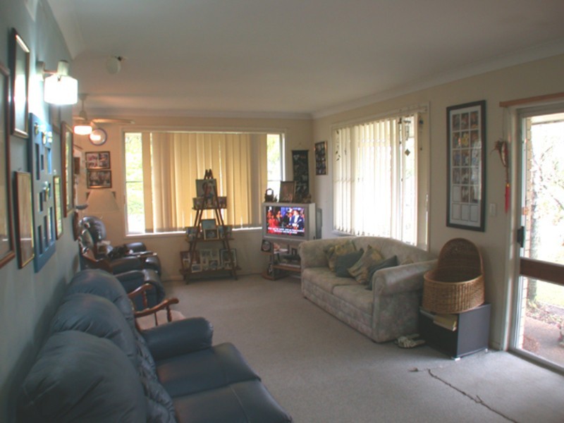 31 Riviera Avenue, Tweed Heads West NSW 2485