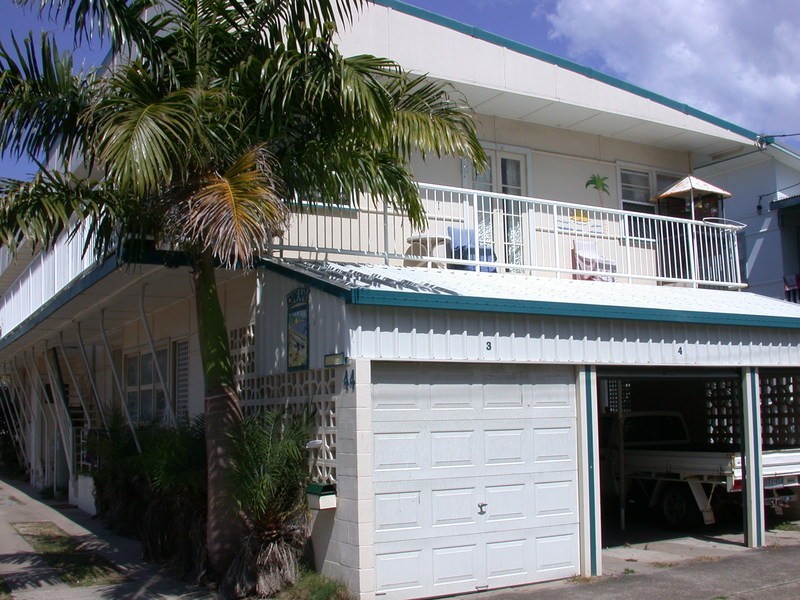 2/44 Eden Avenue, Rainbow Bay QLD 4225