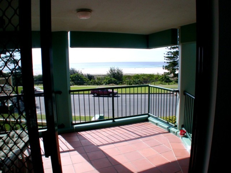 5/52 Pacific Parade, Bilinga QLD 4225