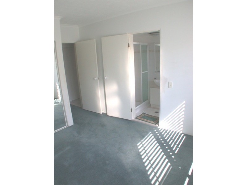 5/52 Pacific Parade, Bilinga QLD 4225
