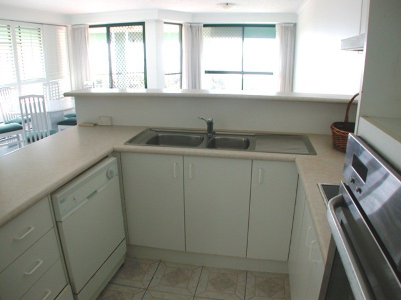 5/52 Pacific Parade, Bilinga QLD 4225