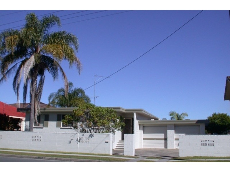 22 Lakes Drive, Tweed Heads West NSW 2485