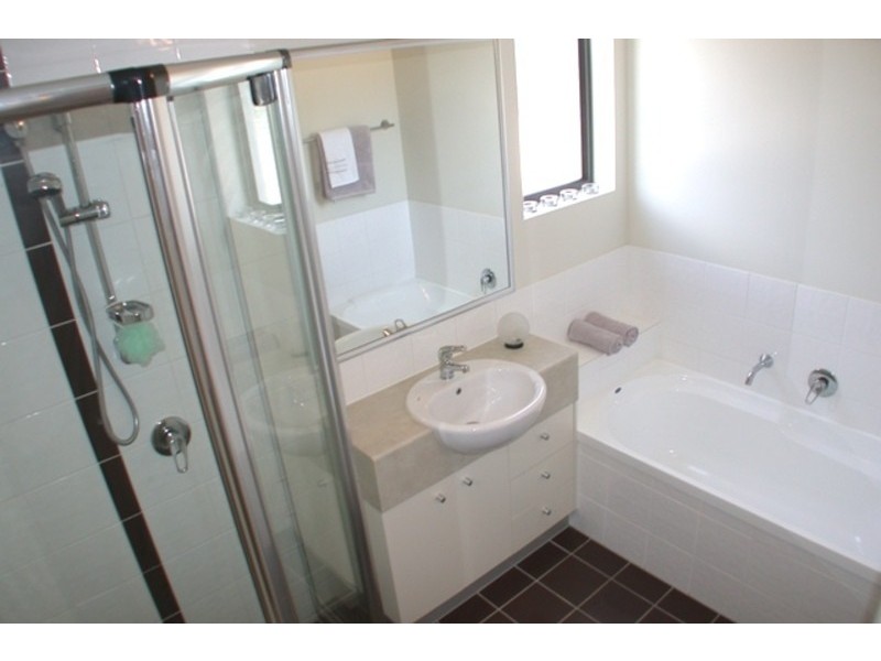 5/66 McLean Street, Coolangatta QLD 4225