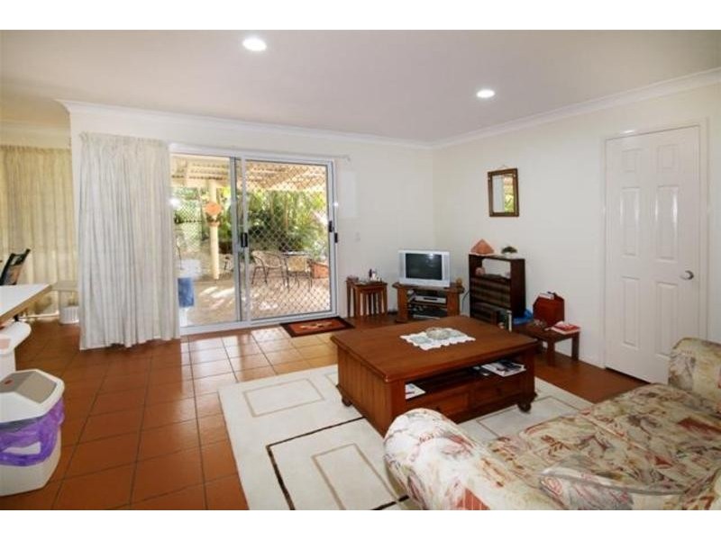 9 Galway Court, Banora Point NSW 2486