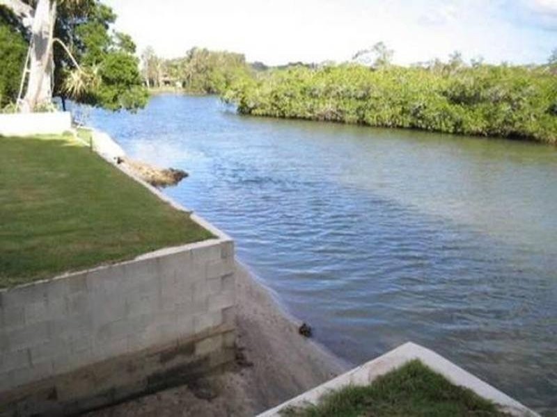 154 Kennedy Drive, Tweed Heads West NSW 2485