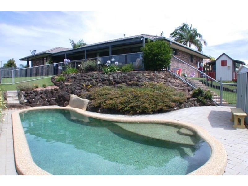 15 Inverness Court, Banora Point NSW 2486