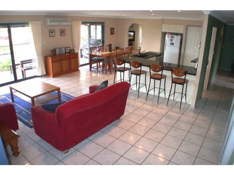 15 Inverness Court, Banora Point NSW 2486