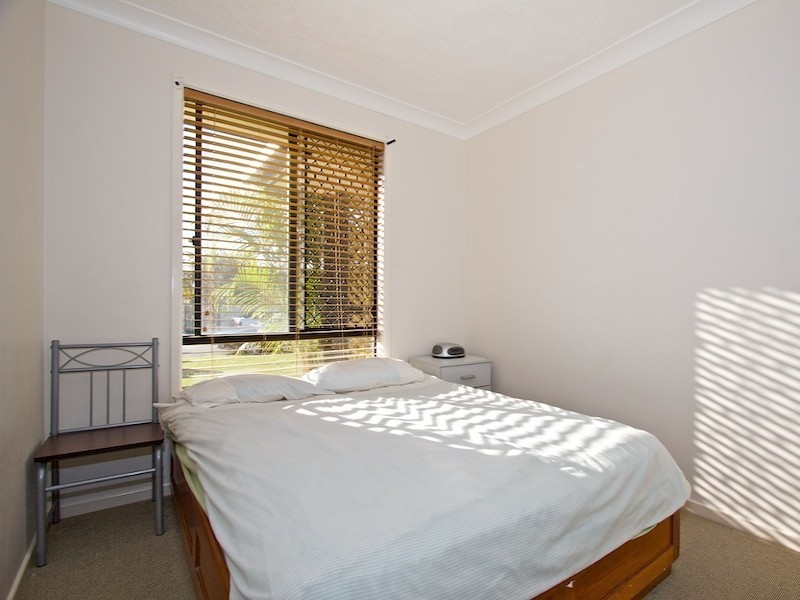 11 Cook Crescent, Tweed Heads South NSW 2486