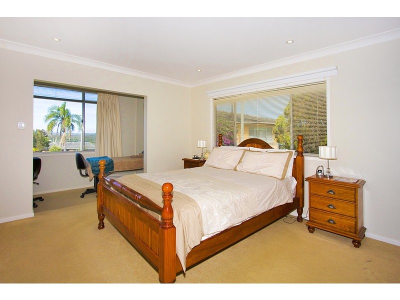 12 Seaview Road, Banora Point NSW 2486