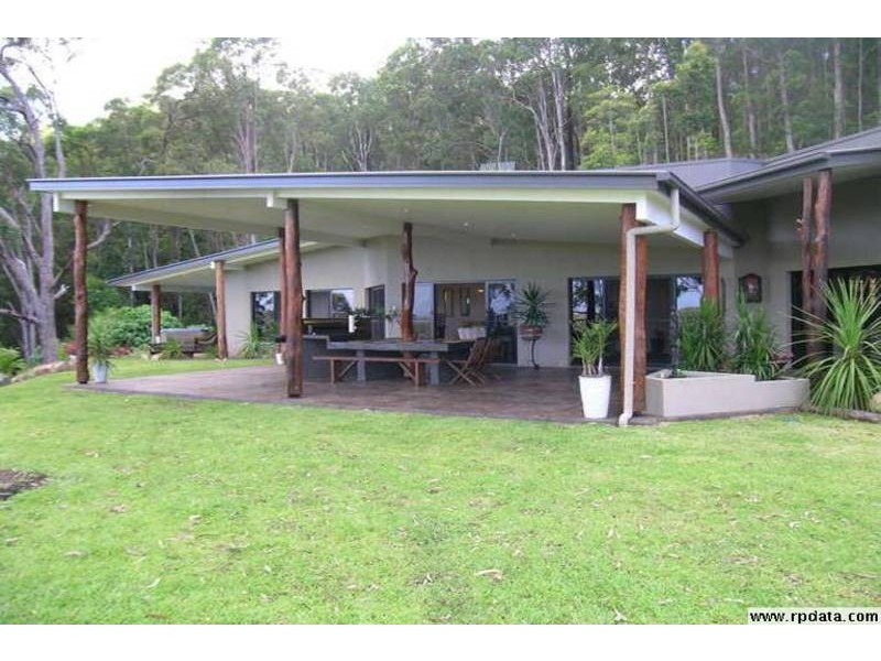 6 Robinsons Road, Piggabeen NSW 2486