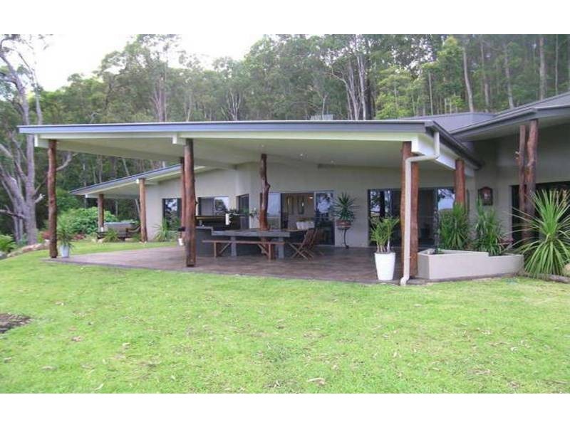 6 Robinsons Road, Piggabeen NSW 2486