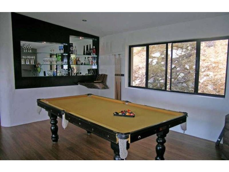 6 Robinsons Road, Piggabeen NSW 2486