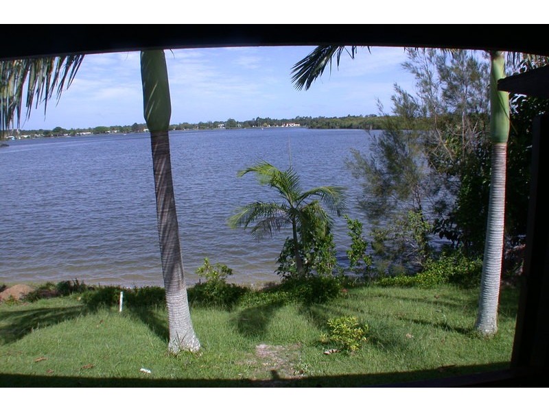 1/8 Seafarer Place, Banora Point NSW 2486