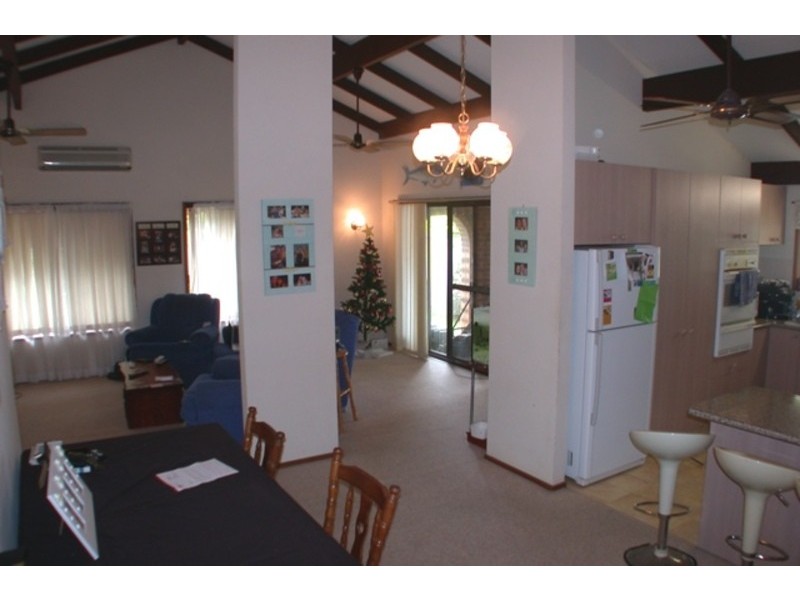 1-2/8 Seafarer Place, Banora Point NSW 2486