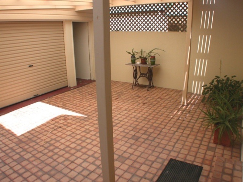 8/90 Keith Compton Drive, Tweed Heads NSW 2485