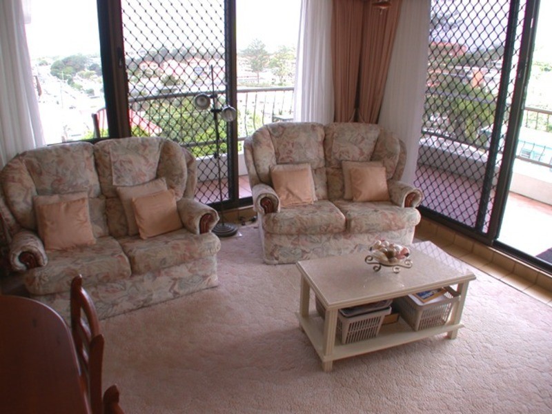 8/23 Garrick Street, Coolangatta QLD 4225