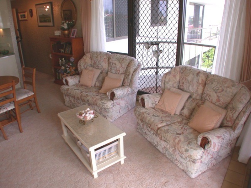 8/23 Garrick Street, Coolangatta QLD 4225