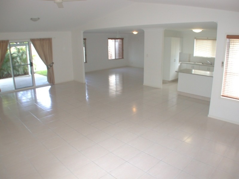 225 Kirkwood Road, Tweed Heads South NSW 2486