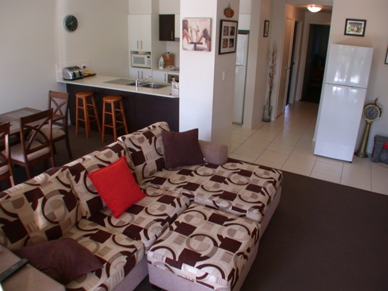 3/111 Golden Four Drive, Bilinga QLD 4225
