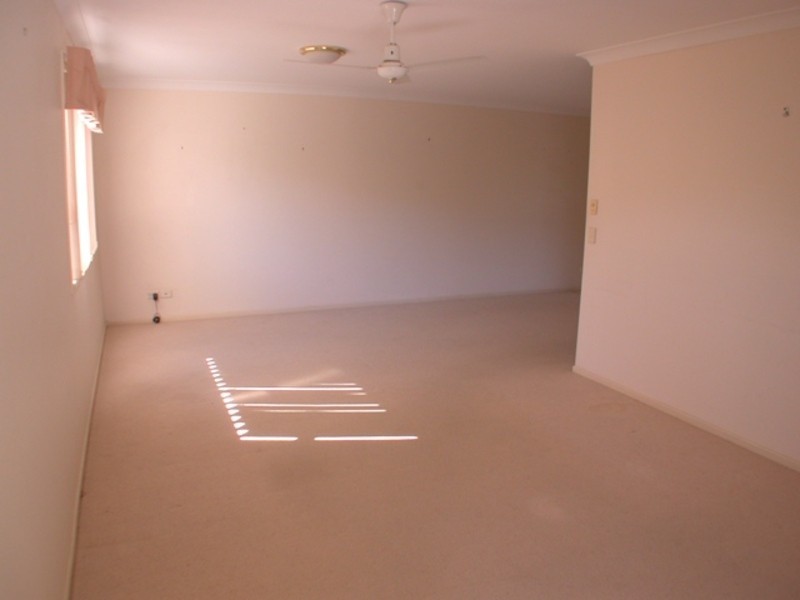 2/2 Macleay Court, Banora Point NSW 2486