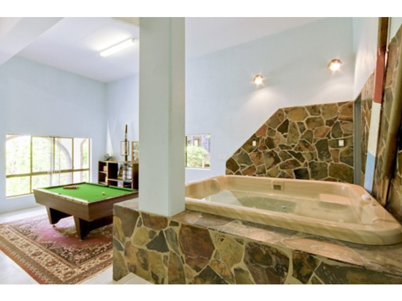 26 Ocean Grove, Currumbin QLD 4223