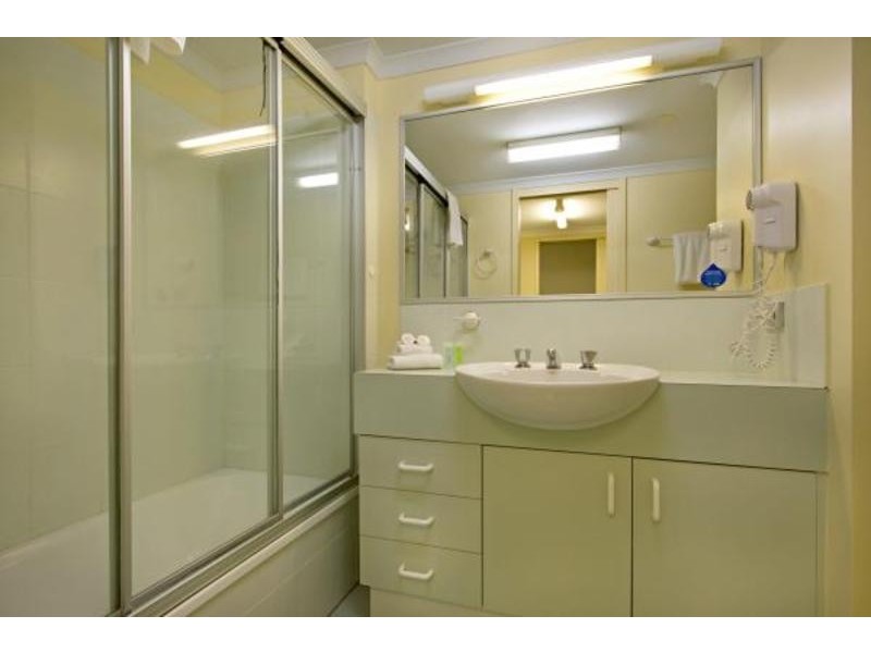 80/62 Marine Parade, Coolangatta QLD 4225