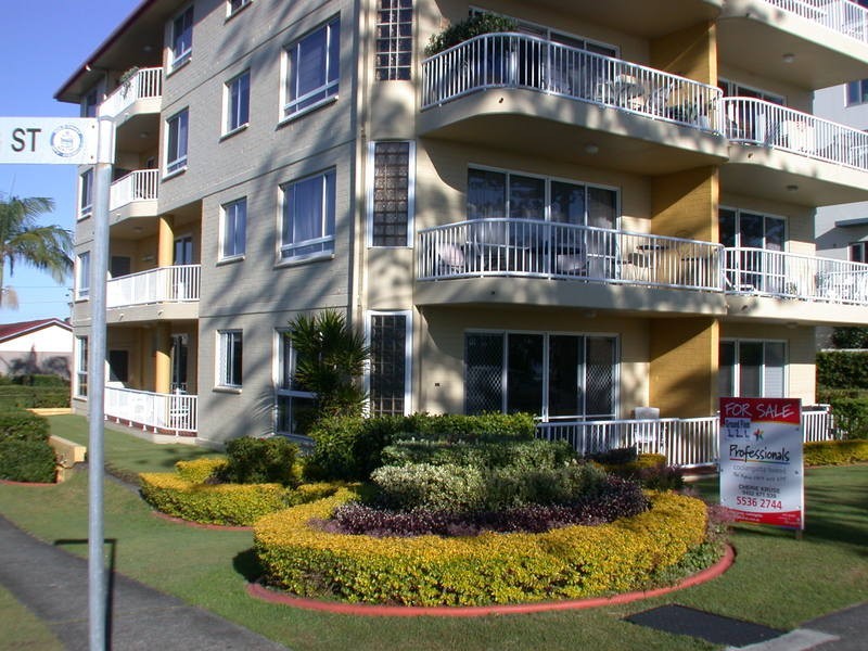 1/34 Pacific Parade, Bilinga QLD 4225