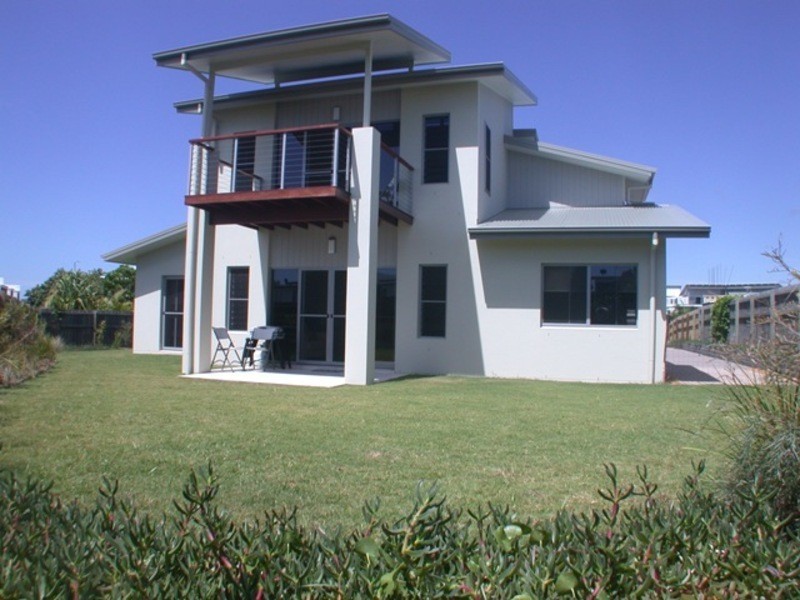 2/2 Ebony Court, Casuarina NSW 2487