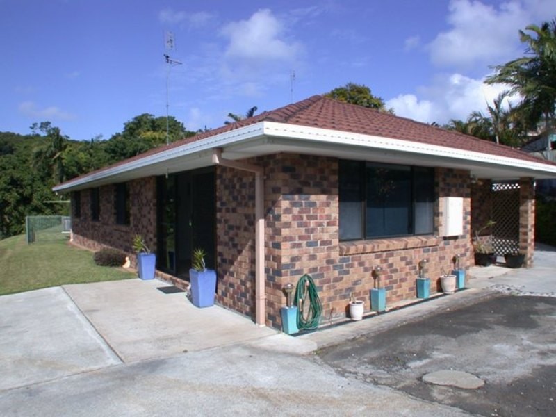 84 Ash Drive, Banora Point NSW 2486