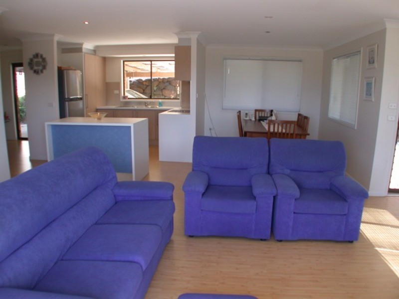 84 Ash Drive, Banora Point NSW 2486