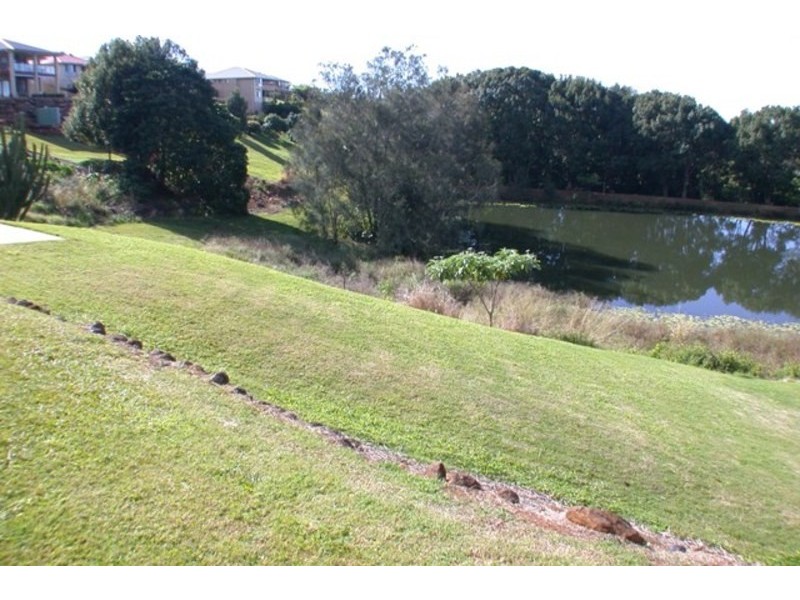 84 Ash Drive, Banora Point NSW 2486