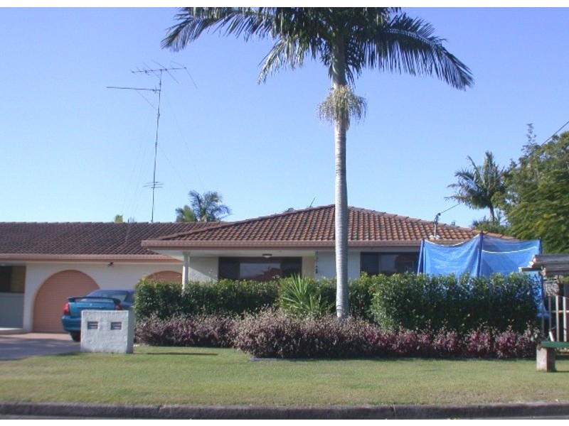 2/1 Pelican Place, Tweed Heads West NSW 2485