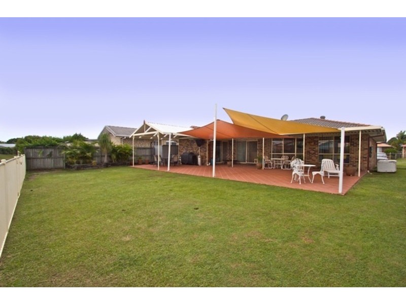 30 Birkdale Drive, Banora Point NSW 2486