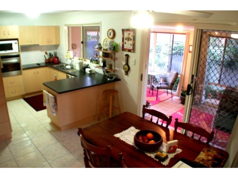 2/13 Kildare Drive, Banora Point NSW 2486