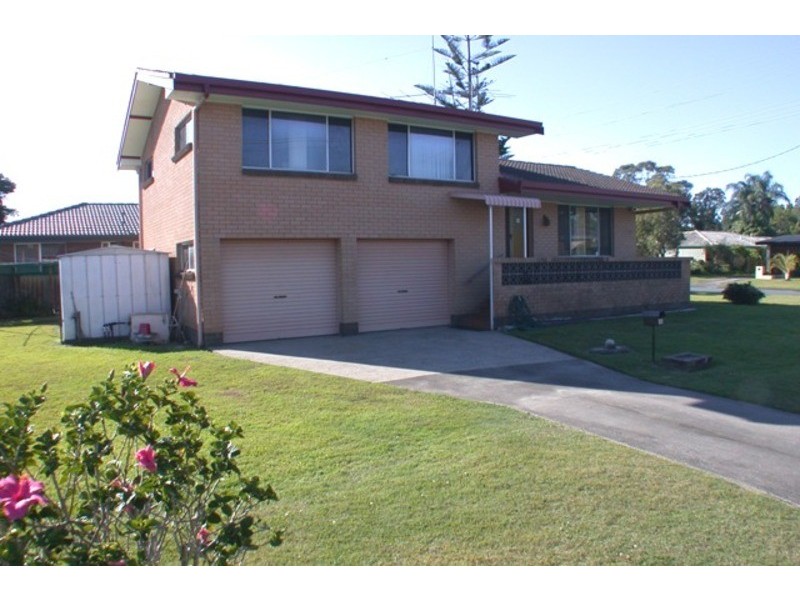 48 Blue Waters Crescent, Tweed Heads West NSW 2485