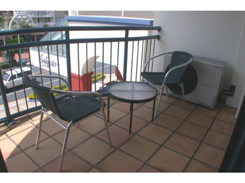 242/99 Calypso Plaza, Coolangatta QLD 4225