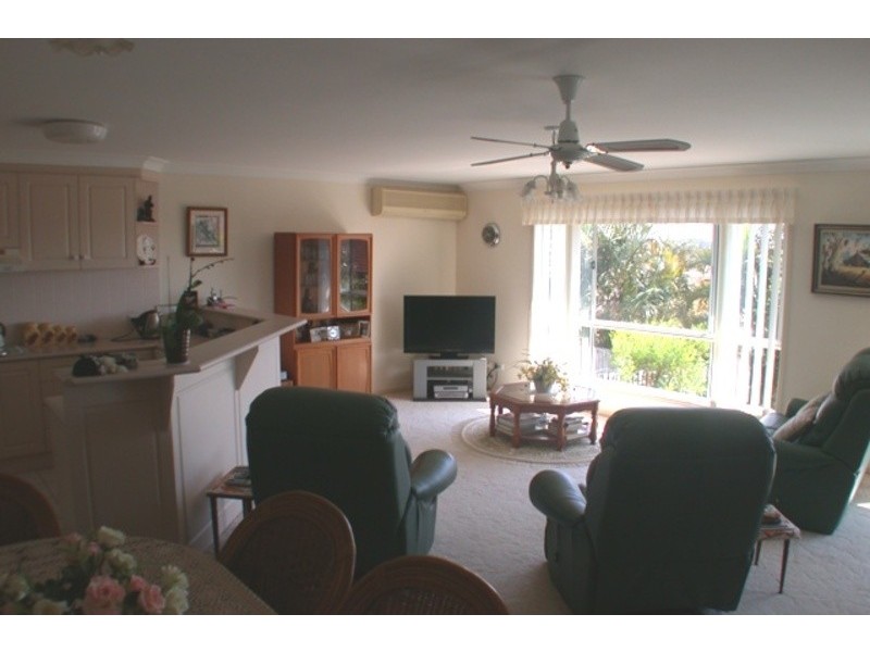 2/14 Golf View Court, Banora Point NSW 2486