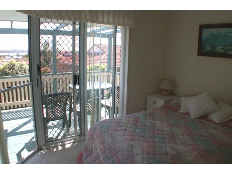 2/14 Golf View Court, Banora Point NSW 2486