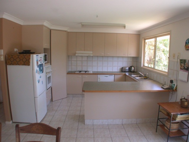11 Walsh Street, Chinderah NSW 2487
