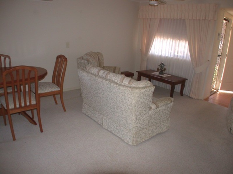 8/2 Macleay Court, Banora Point NSW 2486