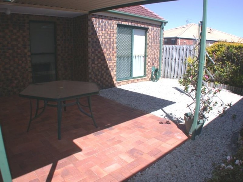 8/2 Macleay Court, Banora Point NSW 2486