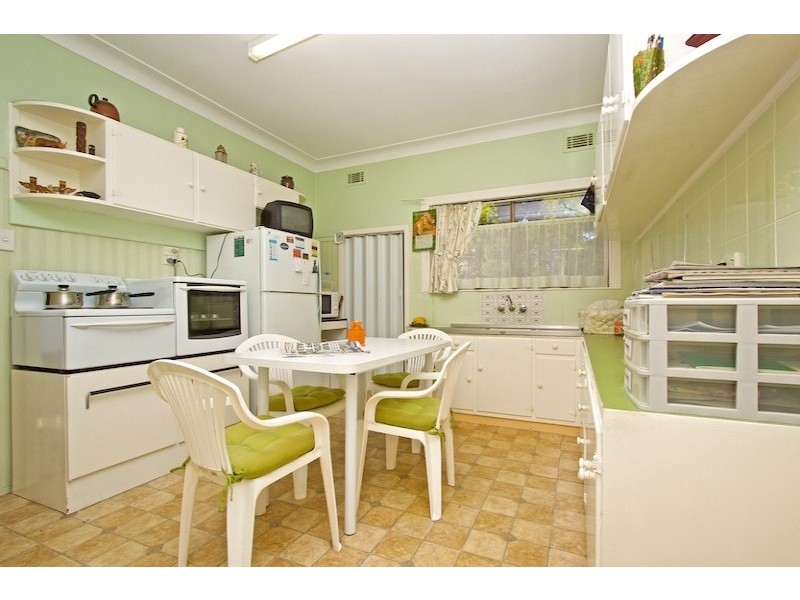 33 Kennedy Drive, Tweed Heads NSW 2485