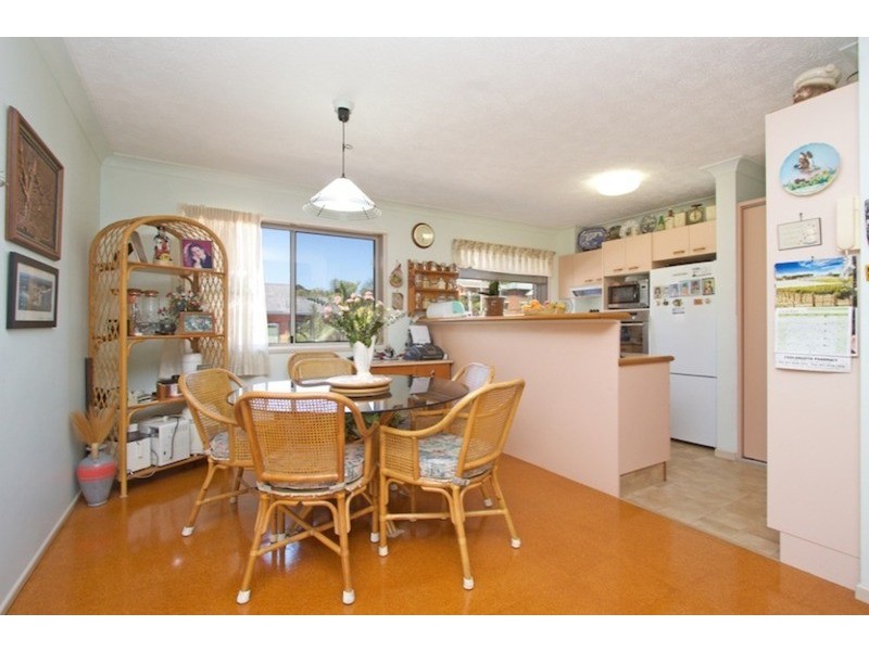 11/54 Dutton Street, Coolangatta QLD 4225