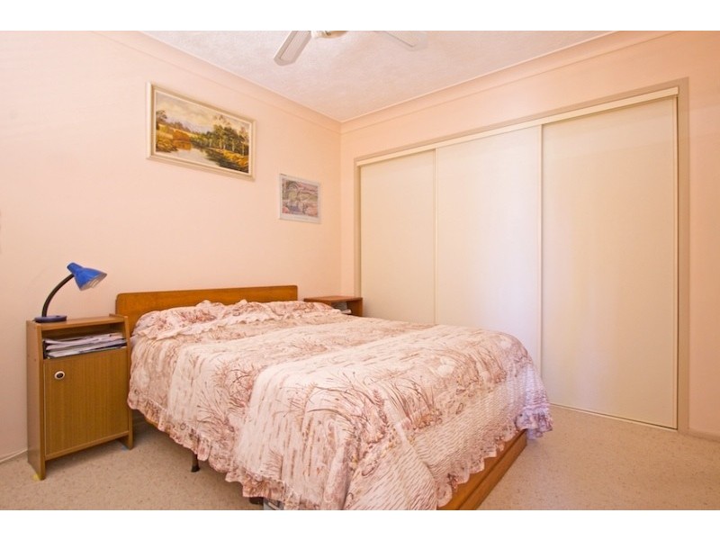 11/54 Dutton Street, Coolangatta QLD 4225