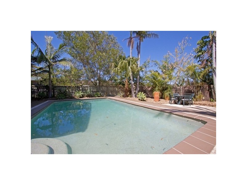 69 Laura Street, Banora Point NSW 2486