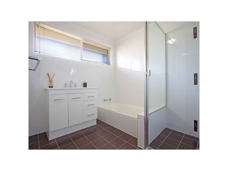 69 Laura Street, Banora Point NSW 2486