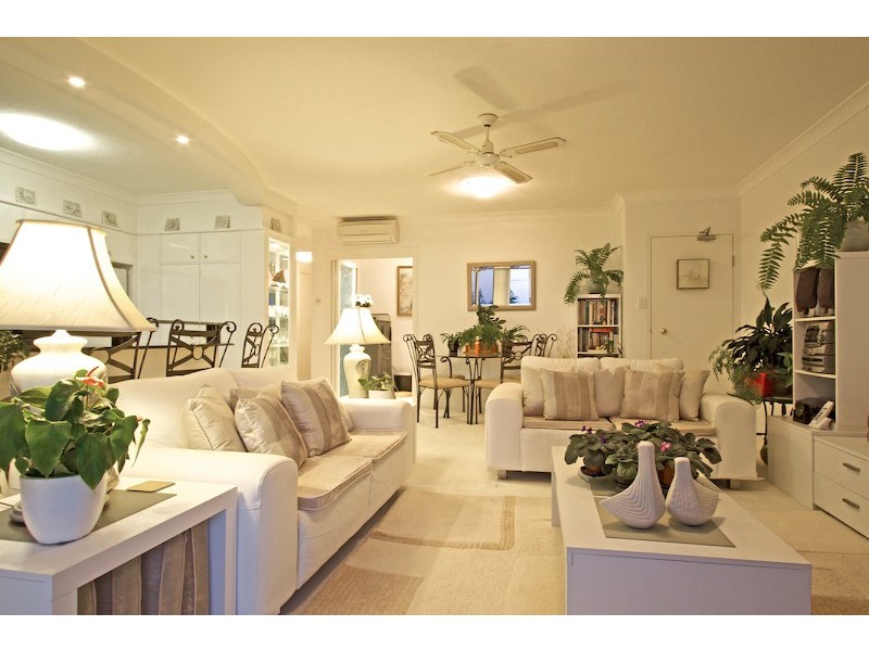 P1/4-6 Eden Avenue, Coolangatta QLD 4225