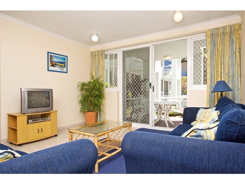 4/243 Boundary Street, Coolangatta QLD 4225